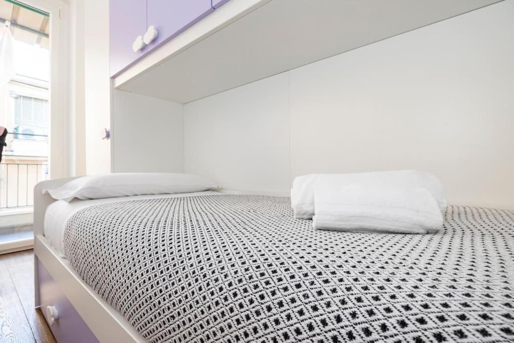 Stylish Apartment Rome Air Conditionig Wifi Tv 50 Metro 4 Minutes Away 外观 照片